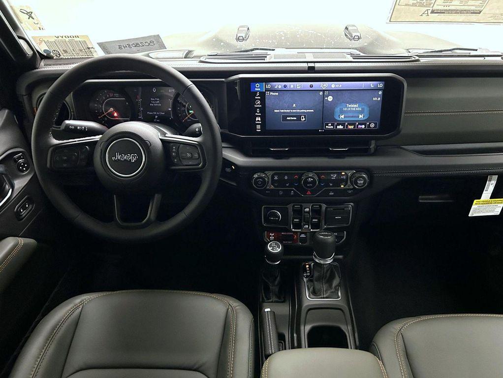 new 2025 Jeep Gladiator car, priced at $53,108