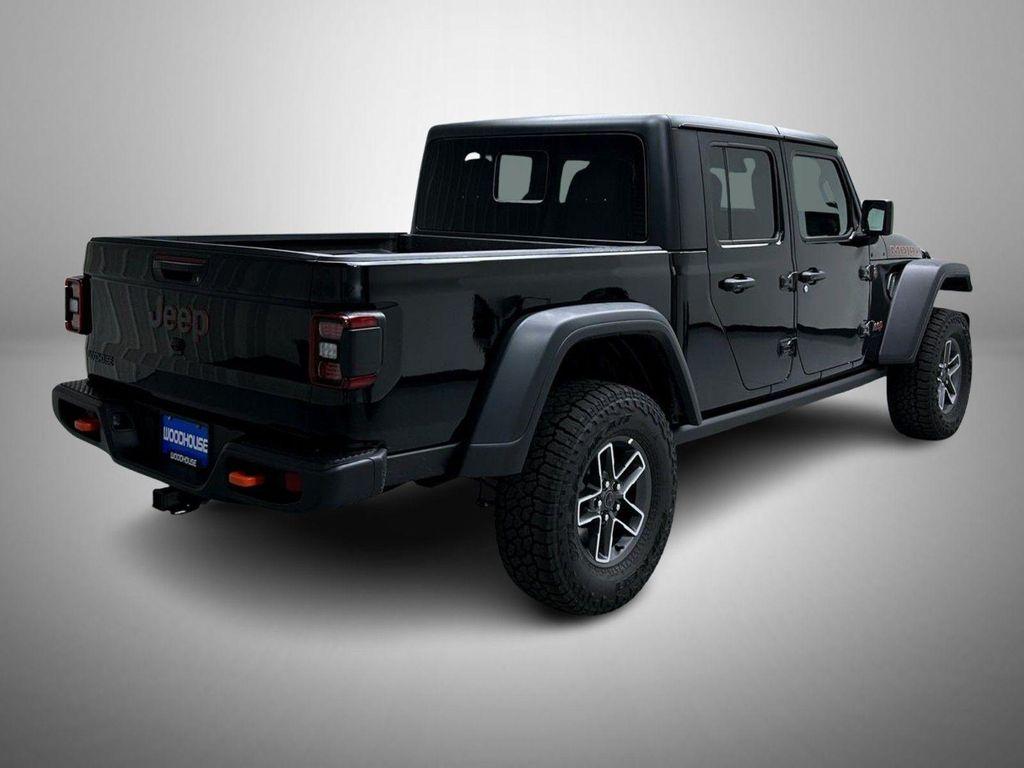 new 2025 Jeep Gladiator car, priced at $53,108