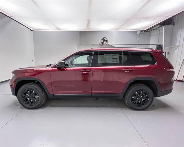 new 2025 Jeep Grand Cherokee L car, priced at $42,176