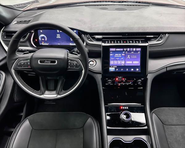 new 2025 Jeep Grand Cherokee L car, priced at $41,690