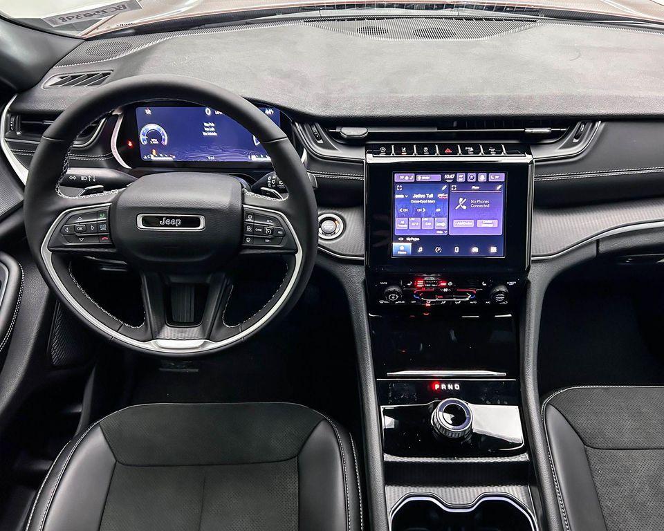 new 2025 Jeep Grand Cherokee L car, priced at $40,303