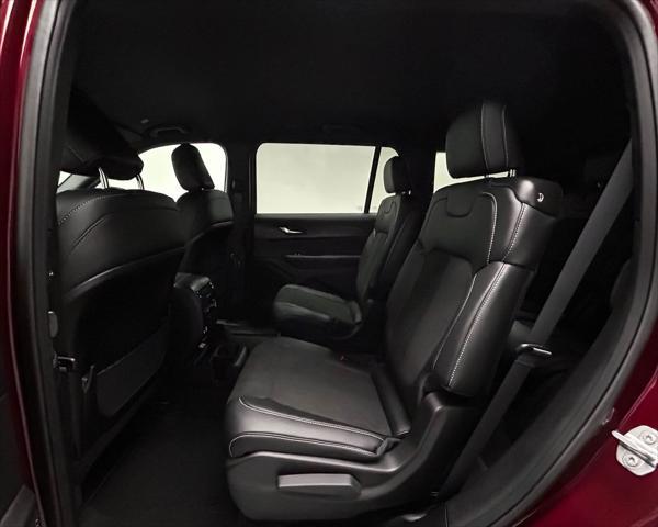 new 2025 Jeep Grand Cherokee L car, priced at $41,690