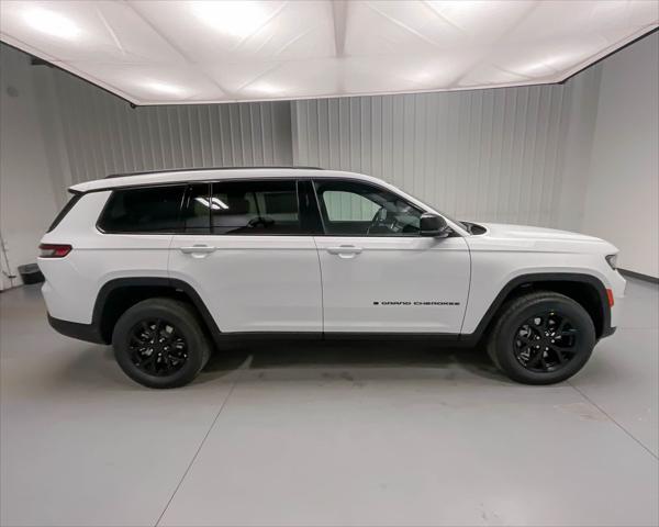 new 2025 Jeep Grand Cherokee L car, priced at $41,581