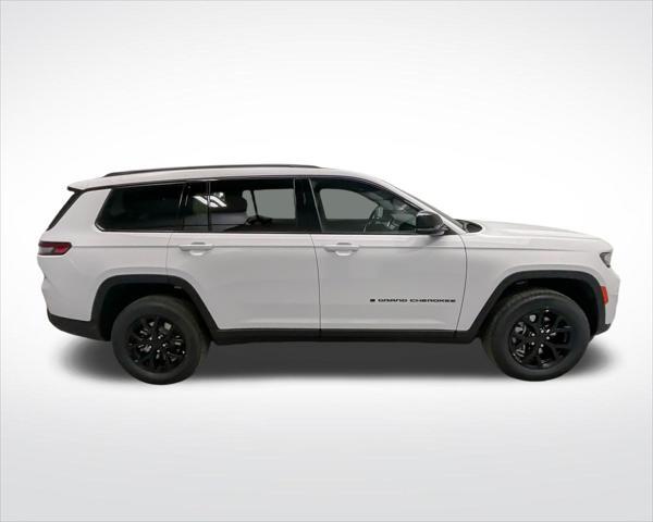 new 2025 Jeep Grand Cherokee L car, priced at $39,081