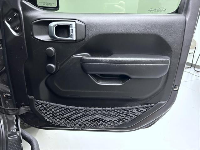 used 2022 Jeep Gladiator car, priced at $33,997