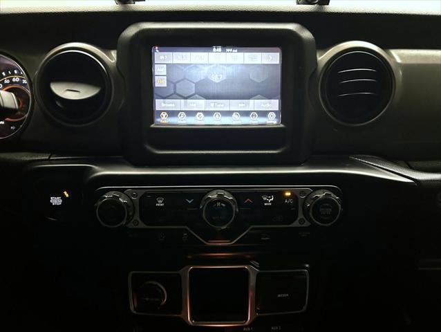 used 2022 Jeep Gladiator car, priced at $33,997