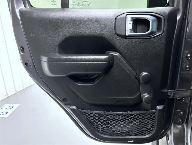 used 2022 Jeep Gladiator car, priced at $33,997