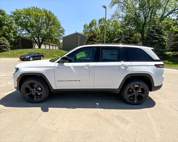 new 2025 Jeep Grand Cherokee car, priced at $41,610