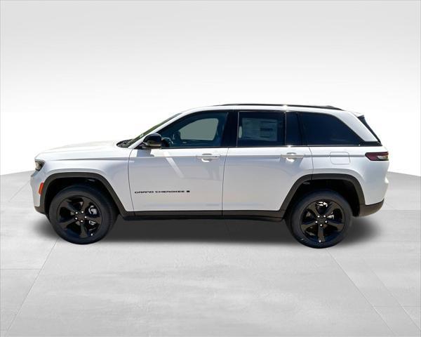 new 2025 Jeep Grand Cherokee car, priced at $44,110