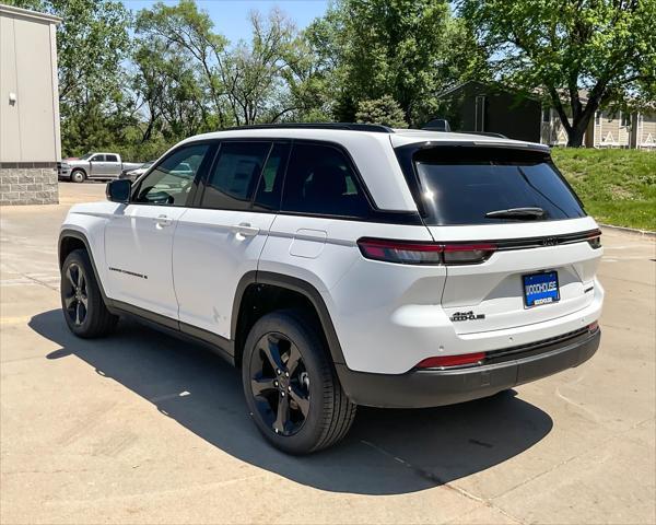 new 2025 Jeep Grand Cherokee car, priced at $41,610