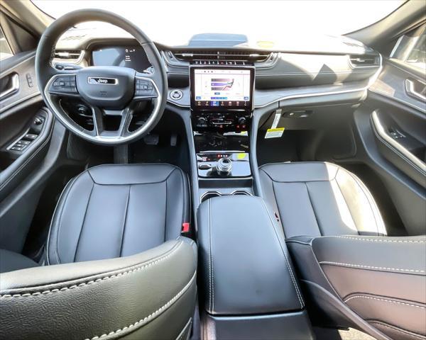 new 2025 Jeep Grand Cherokee car, priced at $44,110