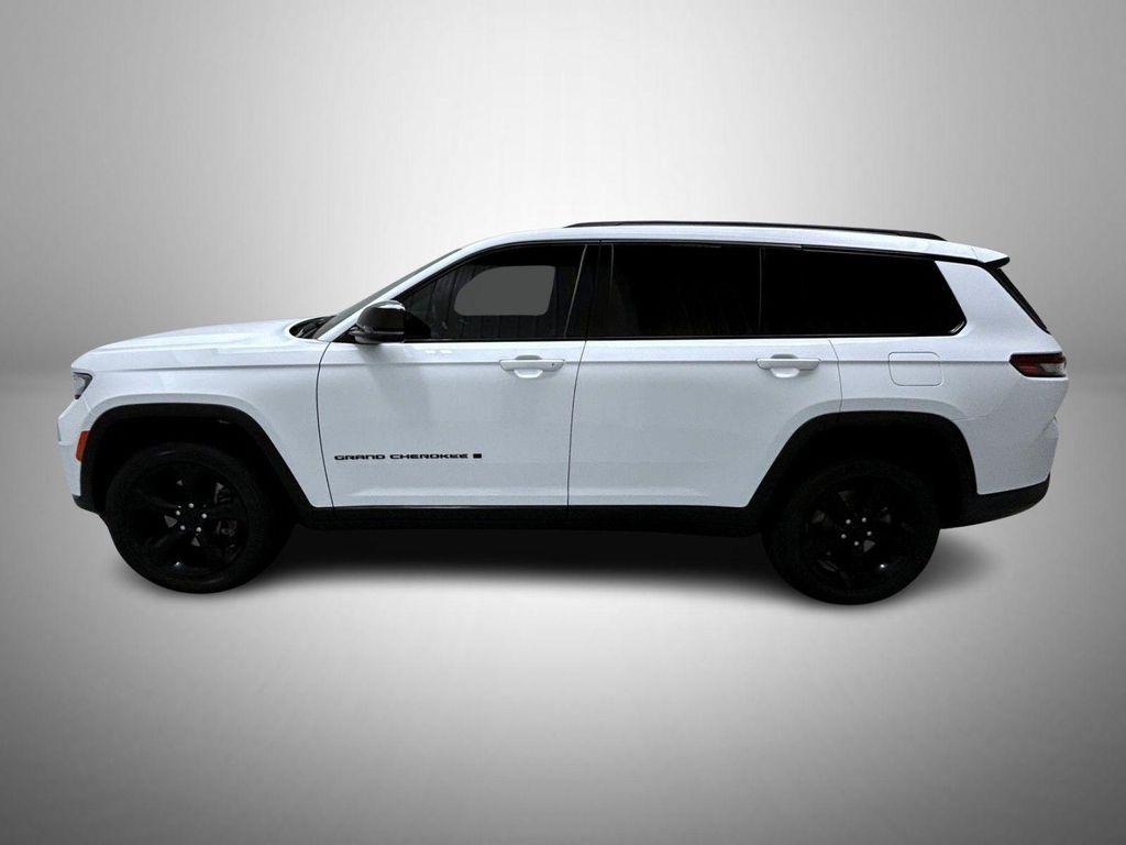 used 2022 Jeep Grand Cherokee L car, priced at $32,792