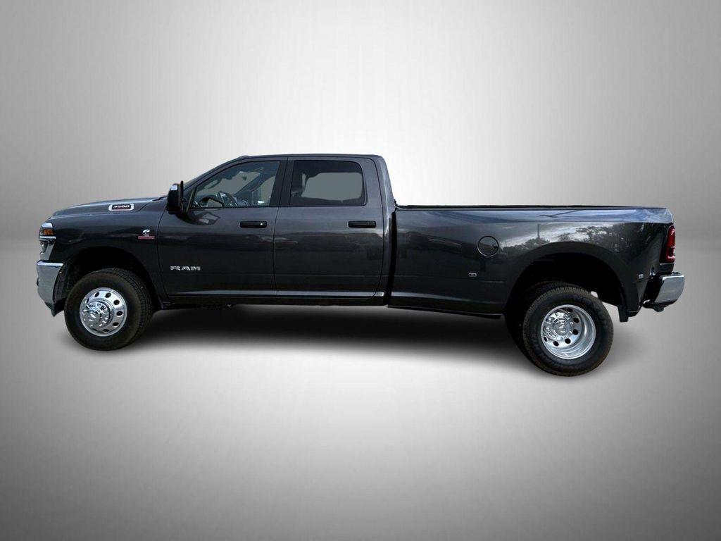 new 2025 Ram 3500 car, priced at $70,768