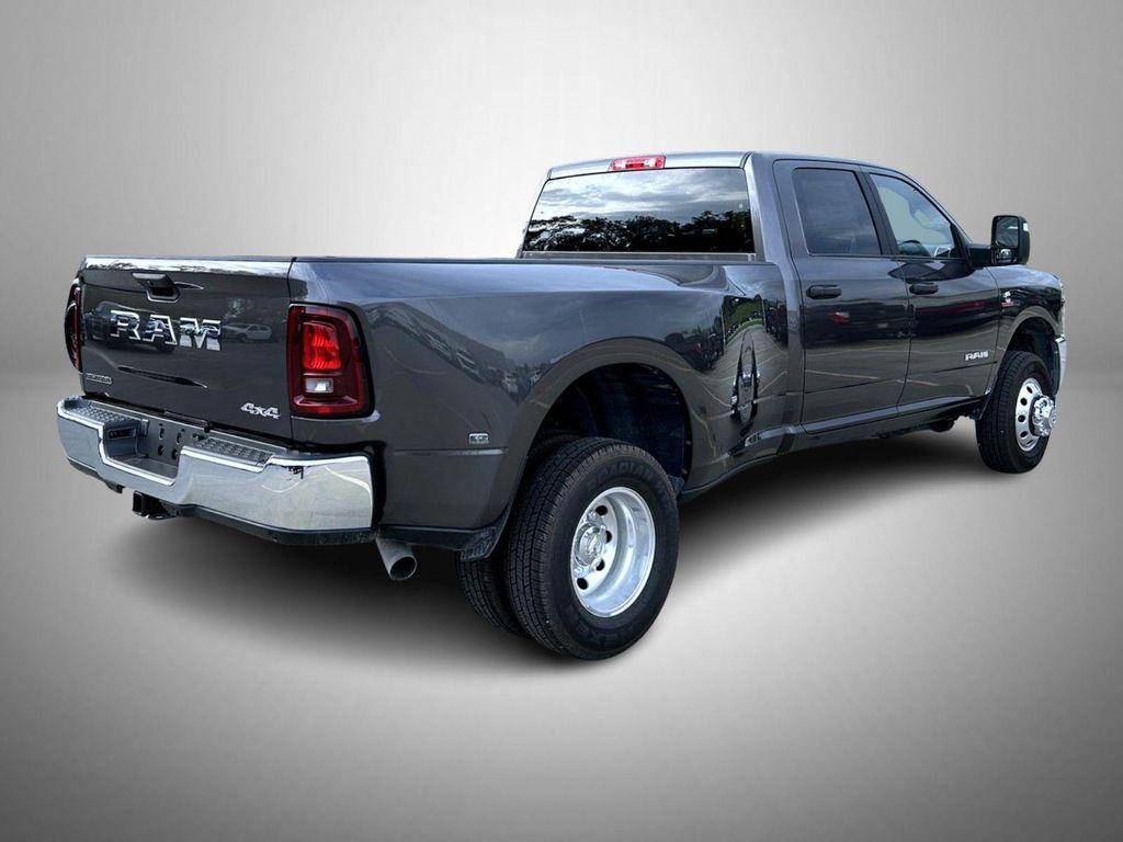new 2025 Ram 3500 car, priced at $70,768