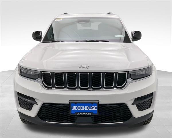 new 2025 Jeep Grand Cherokee car, priced at $35,726