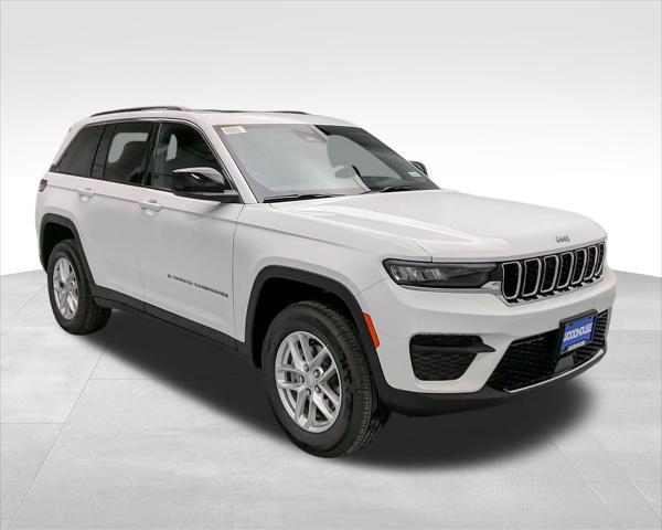 new 2025 Jeep Grand Cherokee car, priced at $35,726