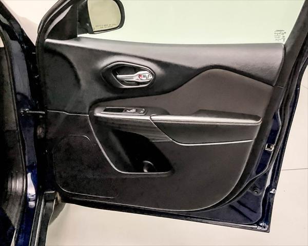 used 2016 Jeep Cherokee car, priced at $12,900