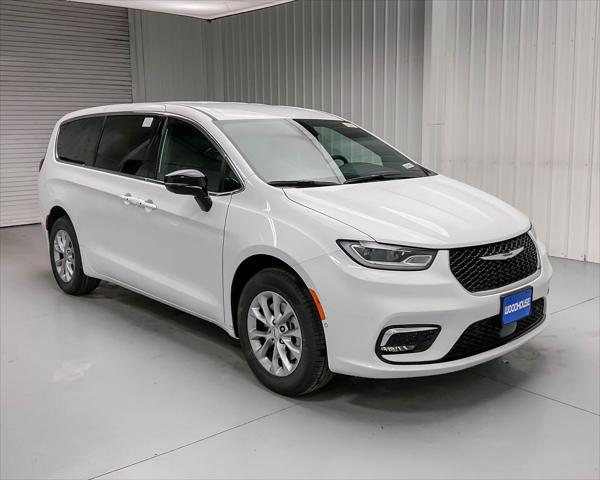 new 2025 Chrysler Pacifica car, priced at $48,495