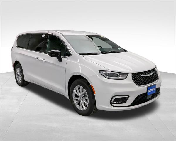 new 2025 Chrysler Pacifica car, priced at $46,104