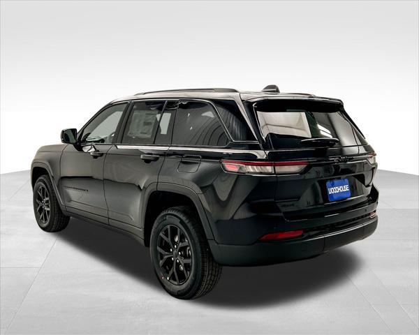 new 2025 Jeep Grand Cherokee car, priced at $40,730