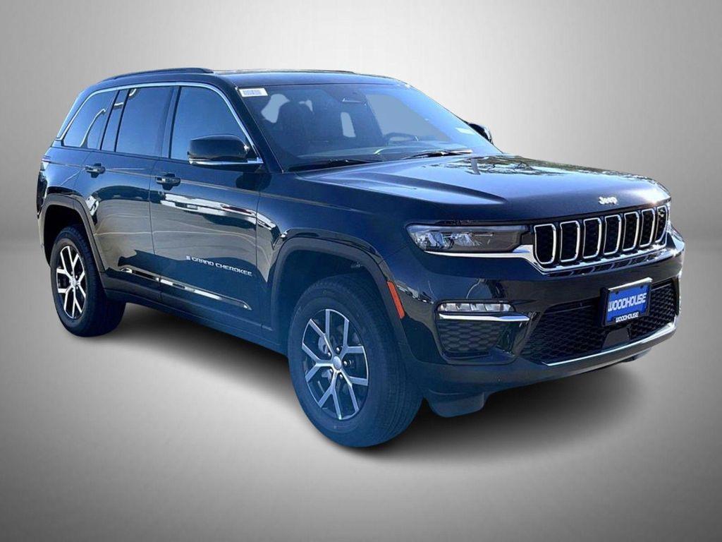 new 2025 Jeep Grand Cherokee car, priced at $40,549