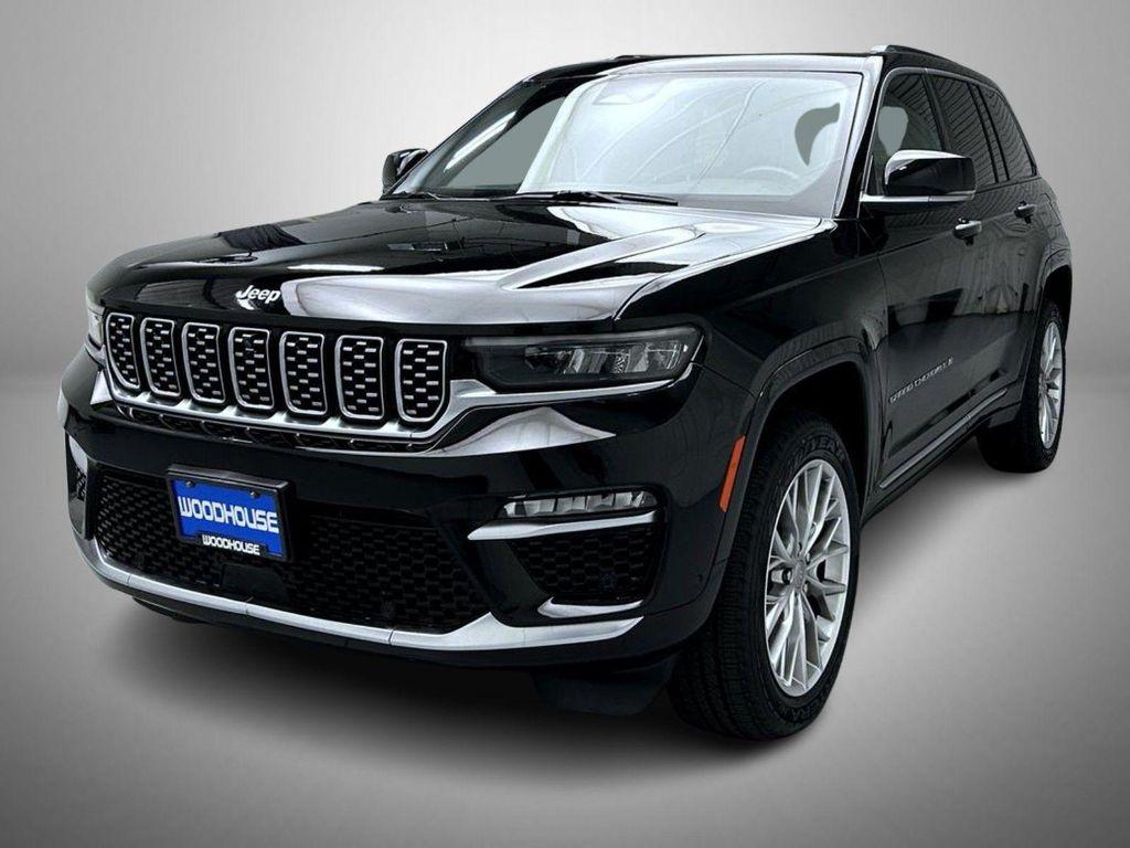 used 2023 Jeep Grand Cherokee car, priced at $44,259