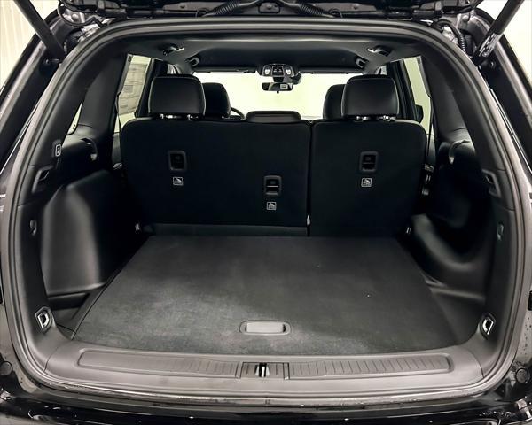 new 2025 Jeep Grand Cherokee car, priced at $39,974