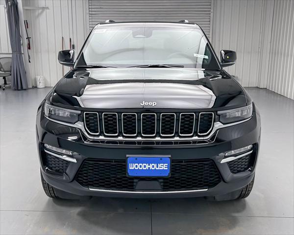 new 2025 Jeep Grand Cherokee car, priced at $41,980