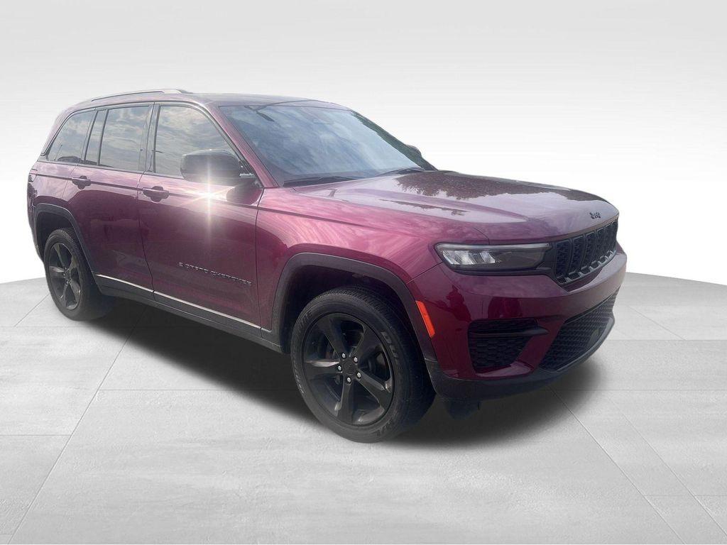 used 2023 Jeep Grand Cherokee car, priced at $34,985
