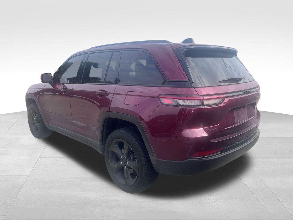 used 2023 Jeep Grand Cherokee car, priced at $34,985