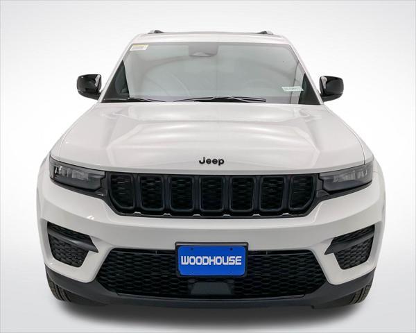 new 2025 Jeep Grand Cherokee car, priced at $39,904