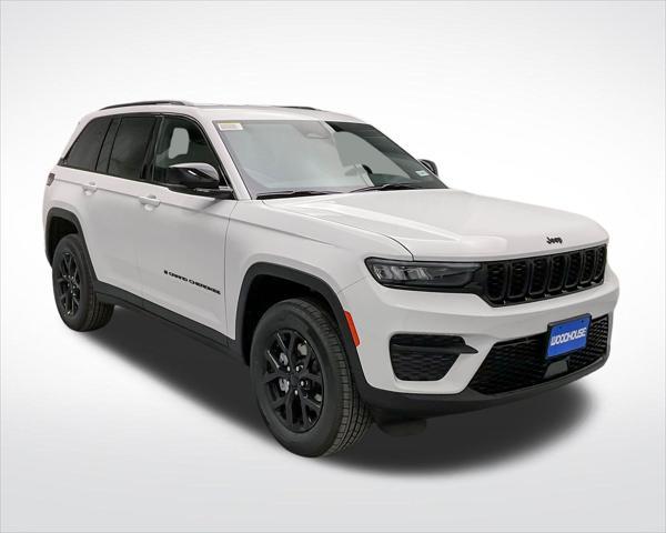 new 2025 Jeep Grand Cherokee car, priced at $39,904