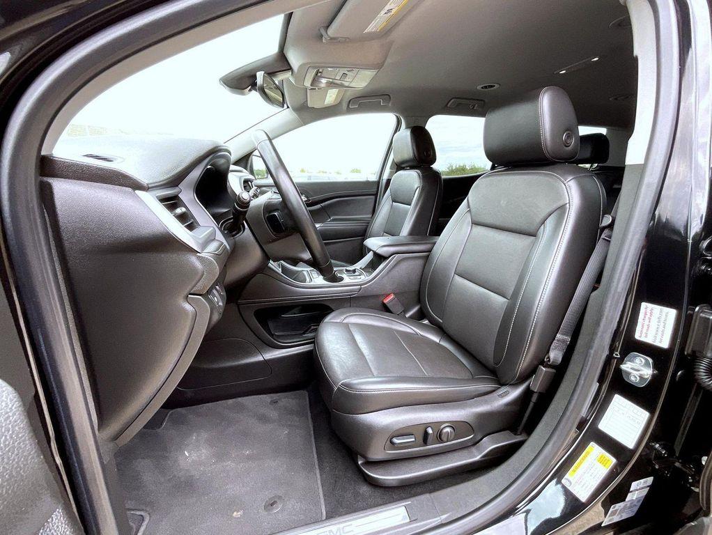 used 2023 GMC Acadia car, priced at $29,236