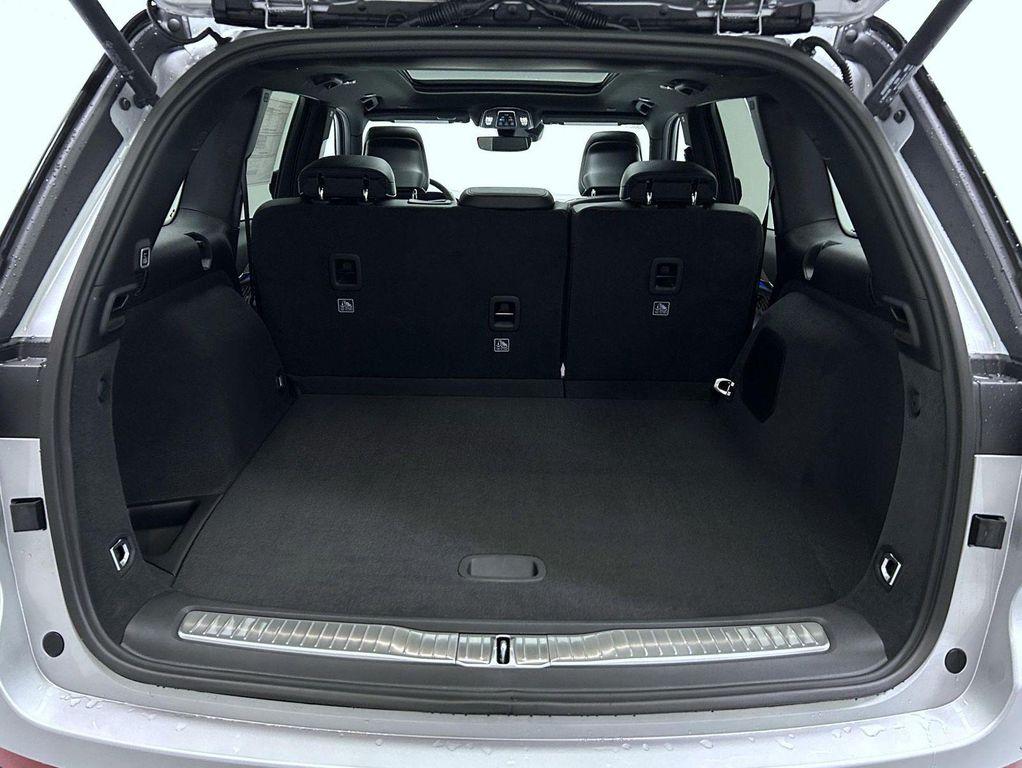 new 2025 Jeep Grand Cherokee car, priced at $58,724