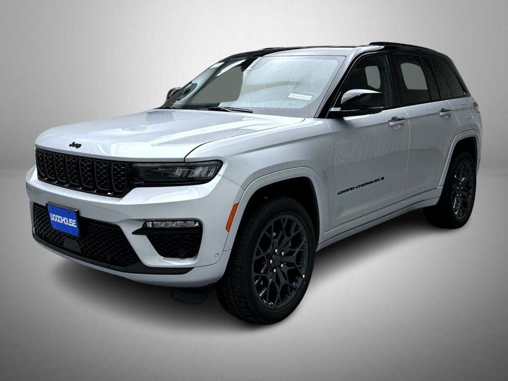 new 2025 Jeep Grand Cherokee car, priced at $58,724