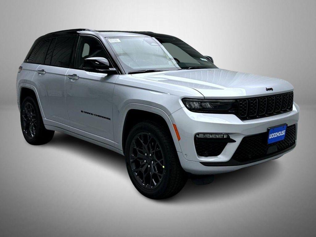new 2025 Jeep Grand Cherokee car, priced at $58,724