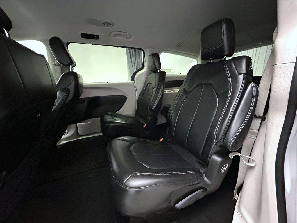 used 2024 Chrysler Pacifica car, priced at $32,588