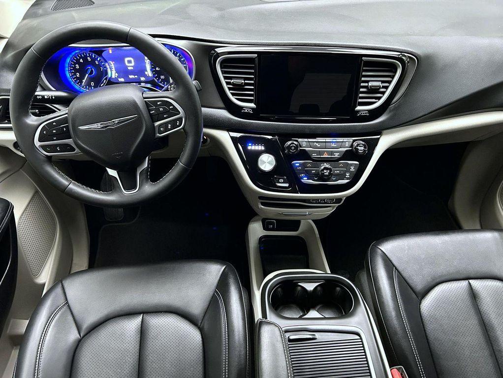 used 2024 Chrysler Pacifica car, priced at $32,588