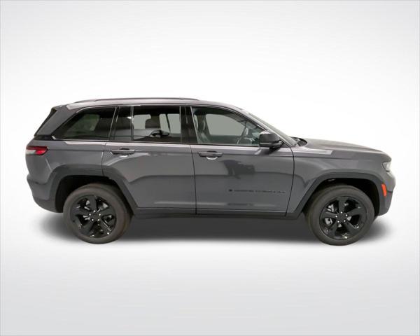 new 2025 Jeep Grand Cherokee car, priced at $41,270