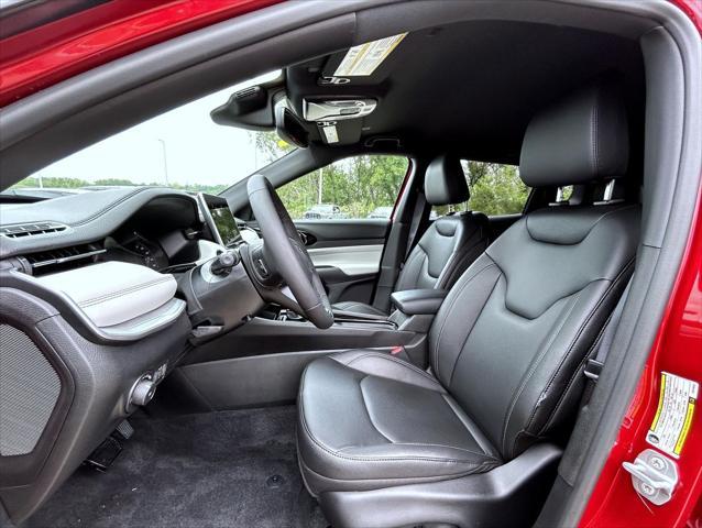new 2025 Jeep Compass car, priced at $31,454