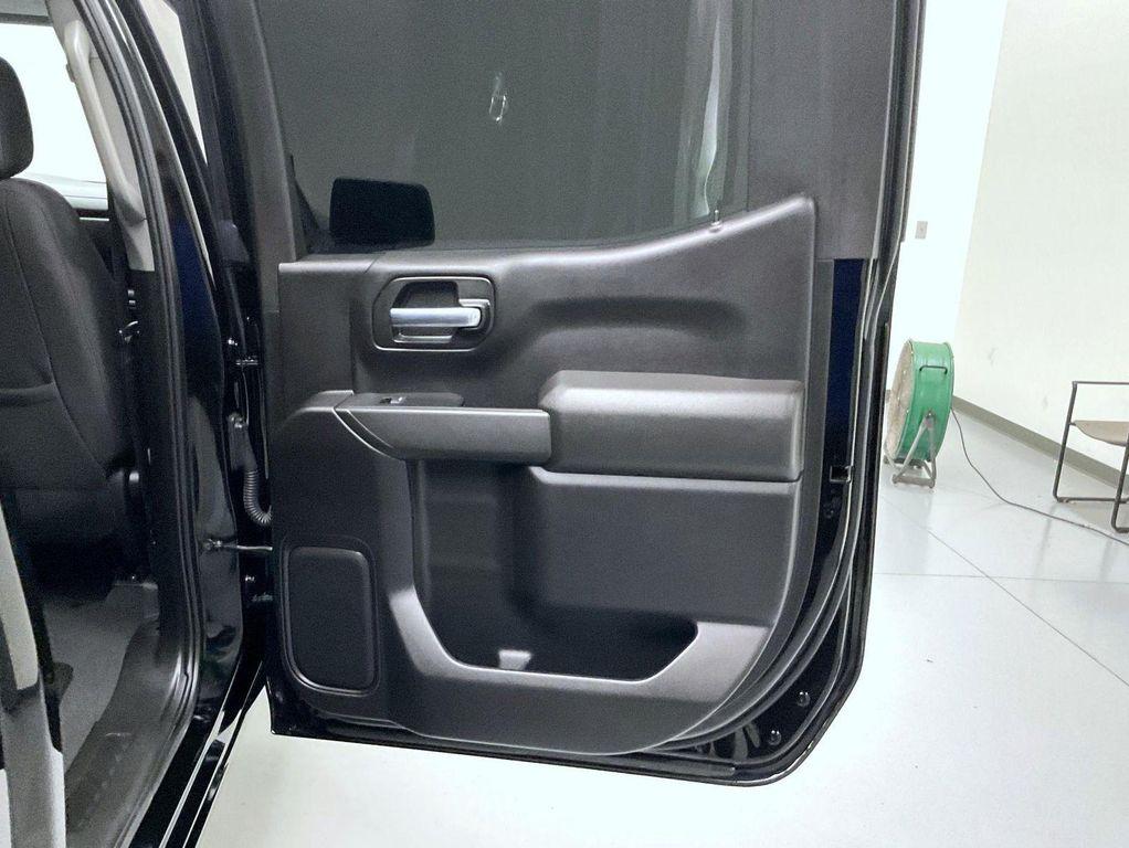 used 2024 Chevrolet Silverado 1500 car, priced at $40,291