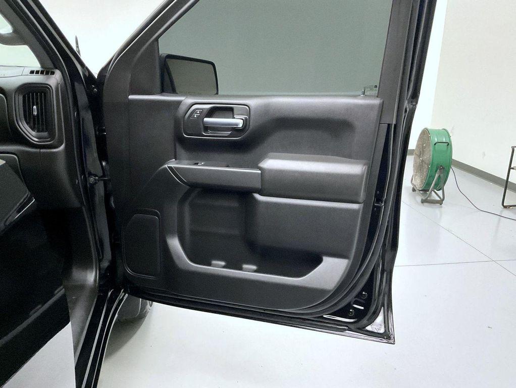 used 2024 Chevrolet Silverado 1500 car, priced at $40,291