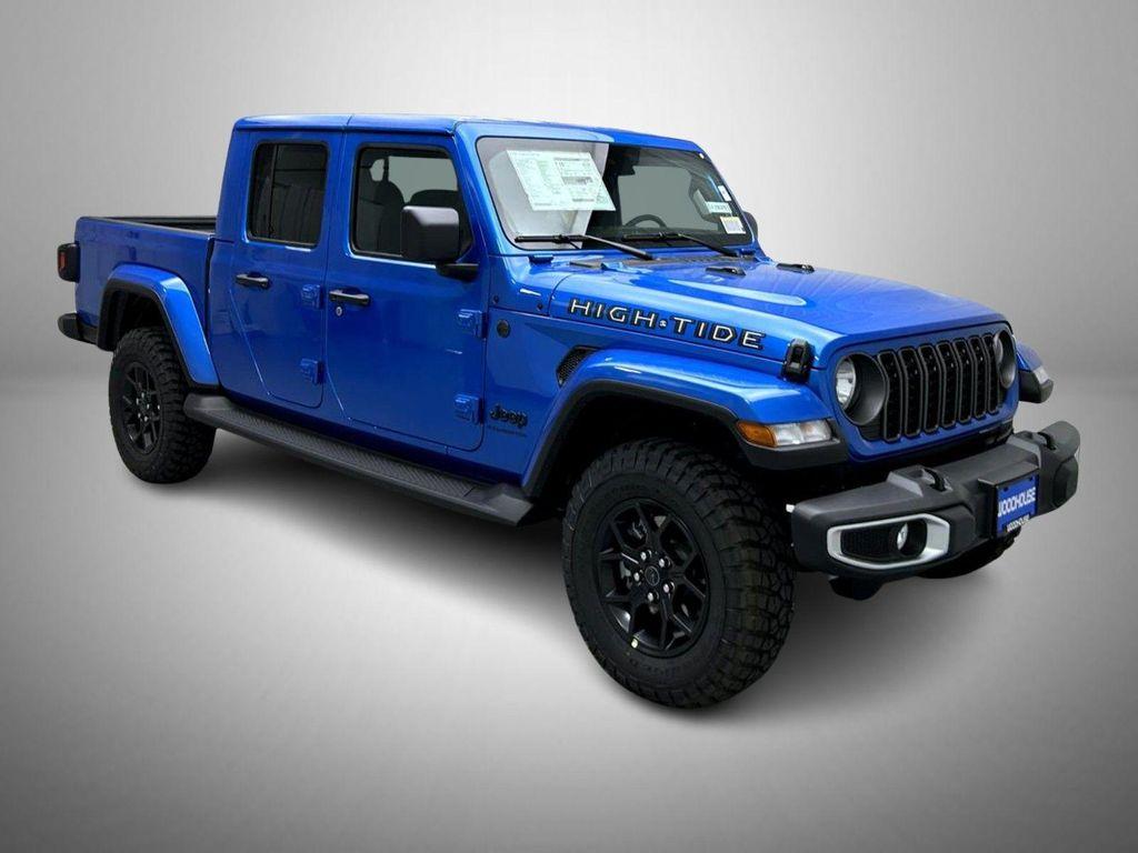 new 2025 Jeep Gladiator car, priced at $44,552