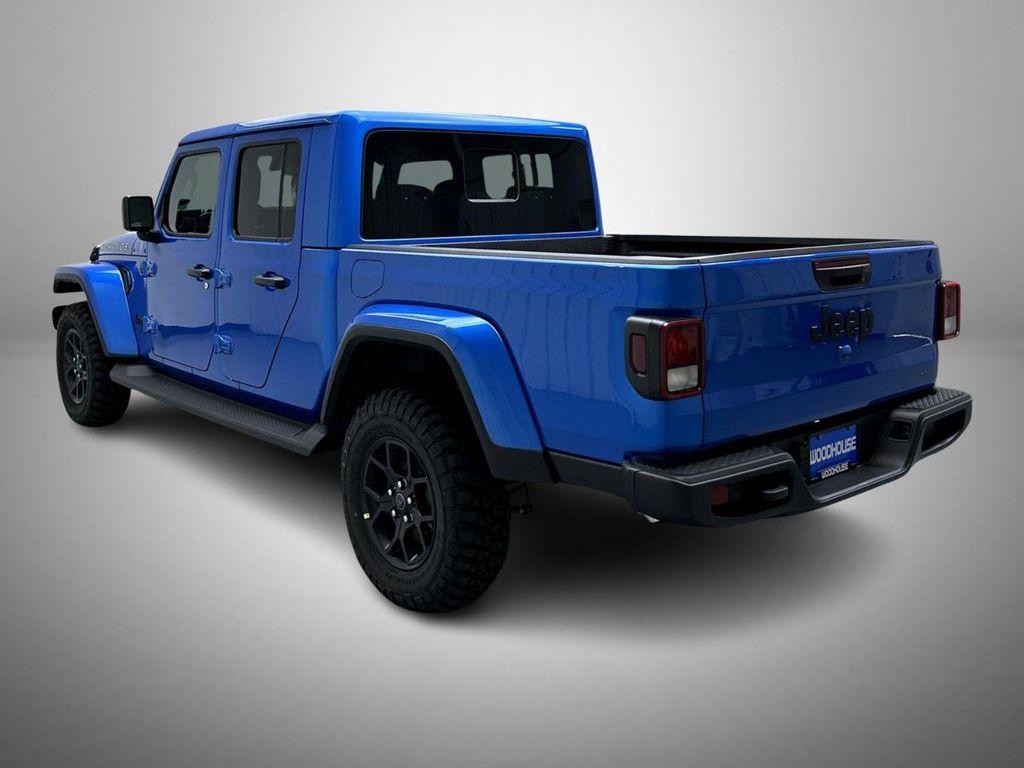 new 2025 Jeep Gladiator car, priced at $44,552
