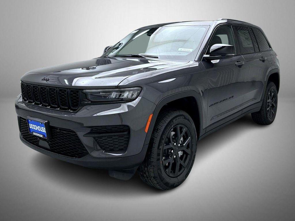 new 2025 Jeep Grand Cherokee car, priced at $40,413