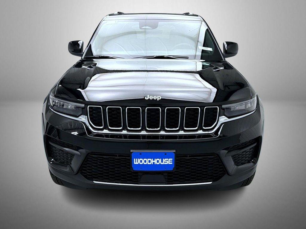 new 2025 Jeep Grand Cherokee car, priced at $35,500