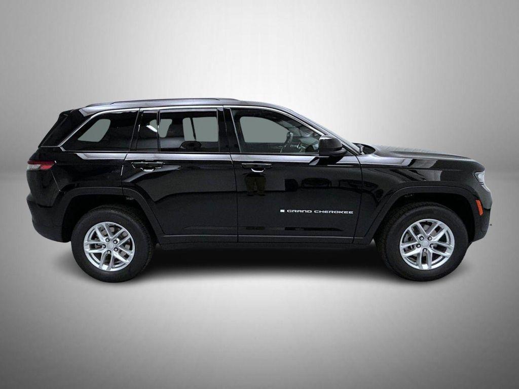 new 2025 Jeep Grand Cherokee car, priced at $35,500