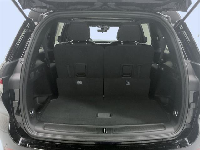 new 2025 Jeep Grand Cherokee L car, priced at $39,933
