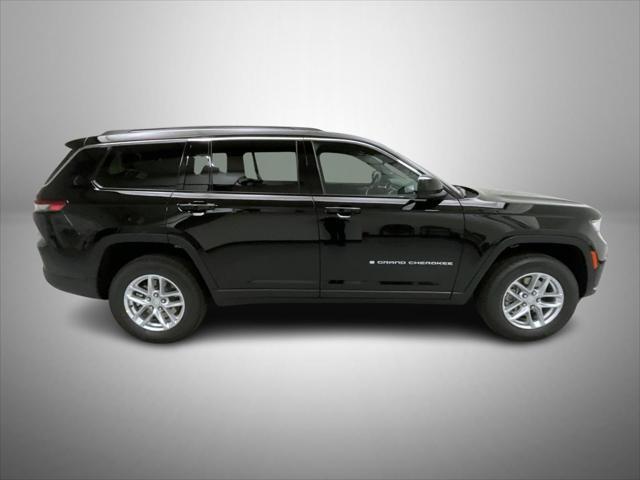 new 2025 Jeep Grand Cherokee L car, priced at $39,933