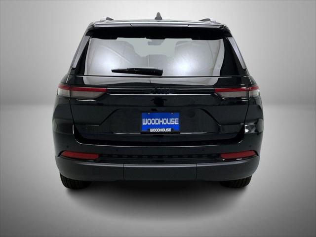new 2025 Jeep Grand Cherokee car, priced at $41,009